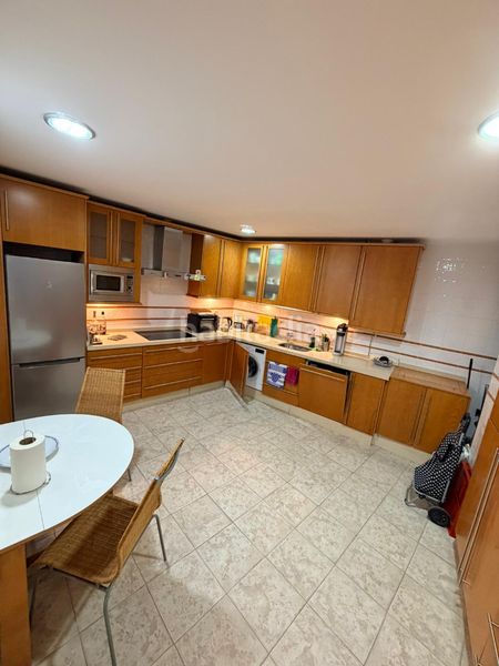 Foto 24780793-f732-499c-baf7-8483322bde32. Flat in Centro Ceuta