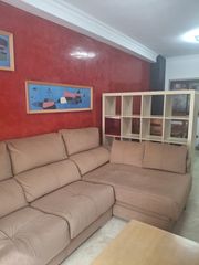 Flat  Calle teniente arrabal. Se vende vivienda de 2 dormitorios