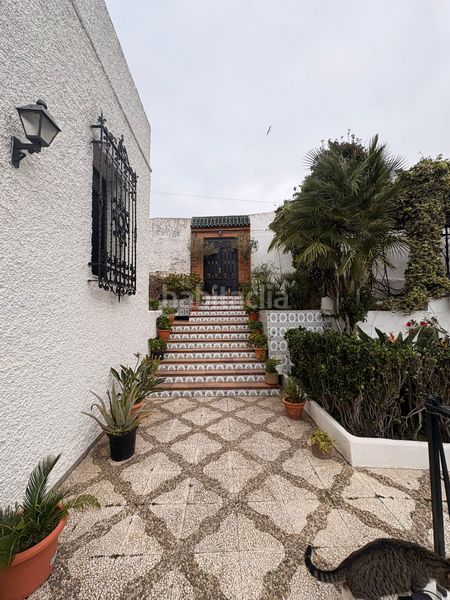 Foto 7246bb30-74bb-4dbf-9910-d62131541eed. Xalet amb xemeneia calefacció aparcament piscina a Ceuta