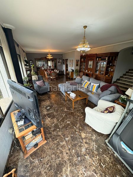 Foto 9683975c-7005-4739-a90d-bf70833140a6. Xalet amb xemeneia calefacció aparcament piscina a Ceuta