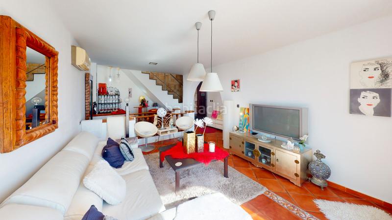 Foto d1ca9744-c225-4fc1-ba8e-e801034ee8df. Casa a schiera con riscaldamento parcheggio piscina in Ceuta