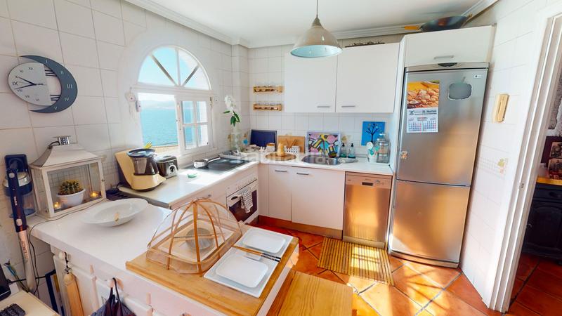 Foto 9221d269-d0e4-4268-b9bc-e23e945a0d2d. Casa adossada amb calefacció aparcament piscina a Ceuta