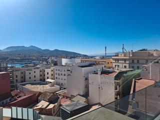 Lloguer Àtic a Calle velarde 3. Se alquila atico con vistas al mar