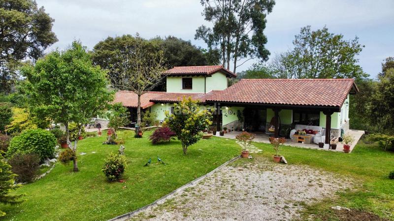 Foto 4da452eb-b2f2-43cc-8b47-a98fb1356de0. House with heating parking in Pría-Nueva-Hontoria-Naves Llanes