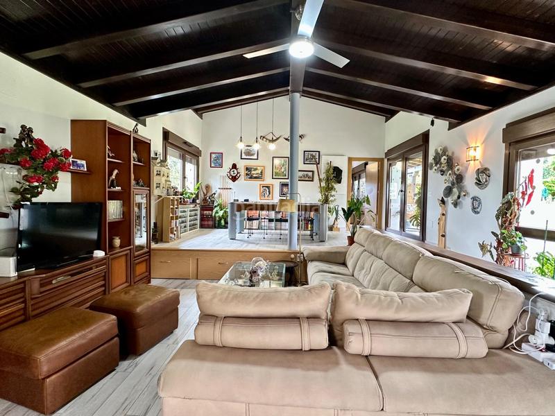 Foto e632e9e4-b372-4f96-8bac-e1c1bfe7ac99. House with heating parking in Pría-Nueva-Hontoria-Naves Llanes