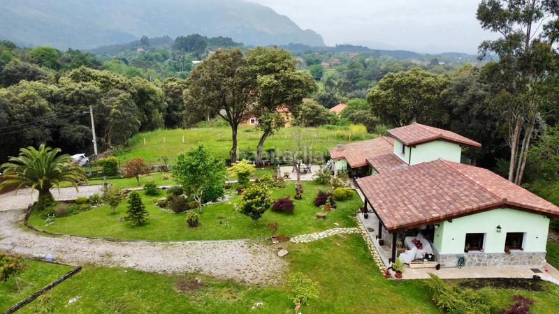 Foto 7077d63a-623e-43f9-bd84-9219b6c4ad54. Haus mit heizung parking in Ribadesella