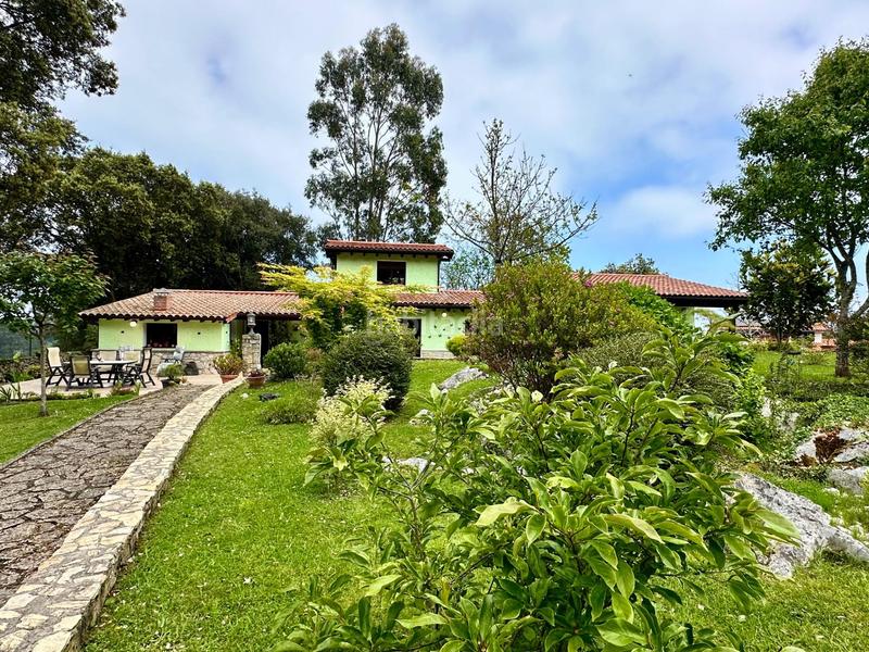 Foto b91a72a4-c7a6-4ac2-996e-eea8e2953fda. Haus mit heizung parking in Ribadesella