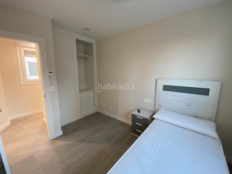 Foto 961b93f0-1b65-4e79-ad19-9558b8a3643f. Rent penthouse with heating parking in Feria Albacete