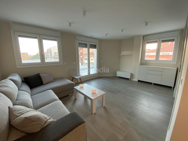 Foto f65b57d4-9397-49ec-a29a-ed980f872b11. Rent penthouse with heating parking in Feria Albacete