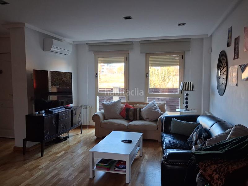 Foto 44baab49-f3f2-4462-b42c-aa5d9d76d0f6. Rent towny house with heating parking pool in Facultad de Medicina Albacete