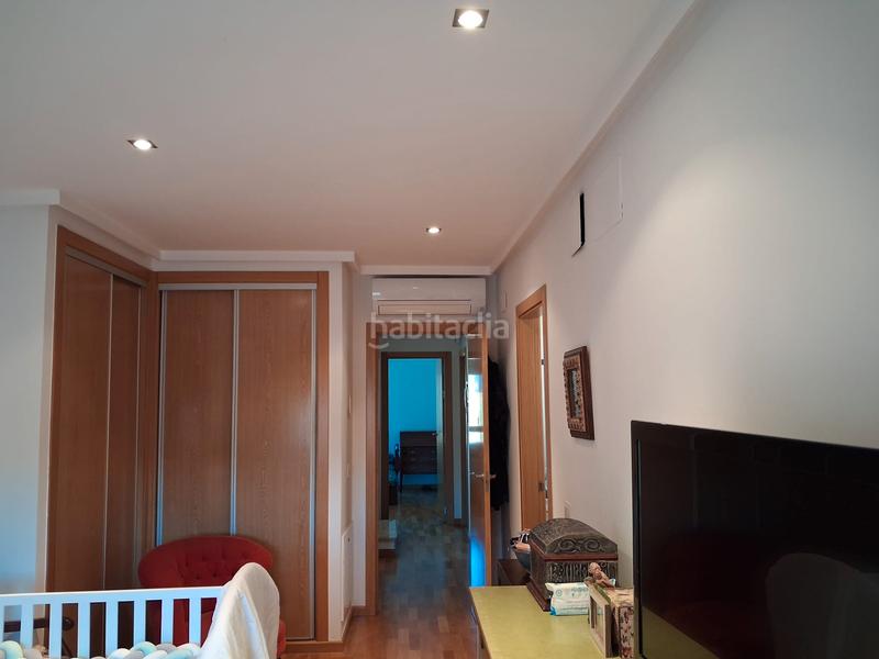 Foto 8aa2793b-d795-438f-9775-c1bbcda4e9bd. Rent towny house with heating parking pool in Facultad de Medicina Albacete