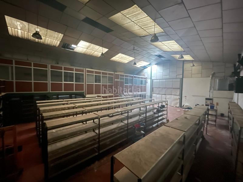 Foto ce98d622-2341-4edb-8829-4d4bf3ce0ff6. Bâtiment à usage industriel dans Abadiño