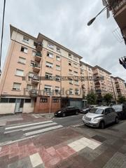 Location Local commercial  Anboto kalea. Local en anboto kalea.