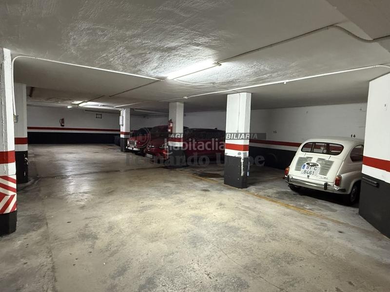 Foto 4eeb63a6-1c85-4b68-b15c-070b8ac9c442. Alquiler parking coche oportunidad!! garaje en alluitz. en Durango