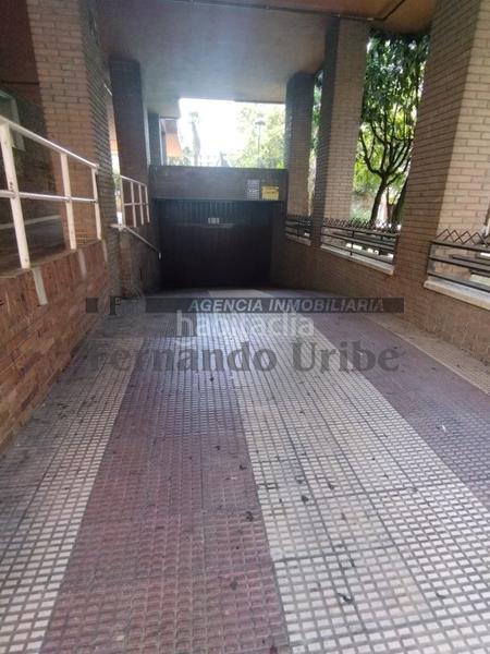 Foto 4b5f171b-5895-46d2-ab01-2b9ead548256. Aparcament cotxe a Durango