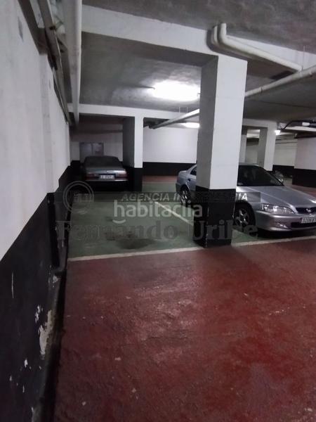 Foto 0a99b3a5-f8df-4c82-9f8c-dce201c10ef1. Alquiler parking coche parcela de garaje en zona céntrica. en Durango