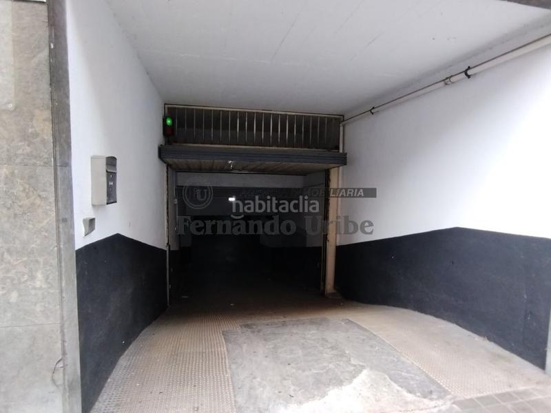 Foto 60db6cc5-9dd9-4a3e-af82-2888d502701e. Alquiler parking coche parcela de garaje en zona céntrica. en Durango