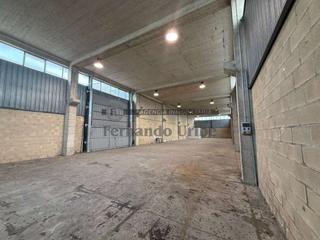 Fabrikhalle  Eitua industrialdea poligonoa. Pabellón de 500m2  500 m2ko pabiloia