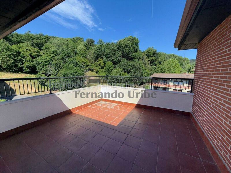 Foto adedcef5-7a6f-406b-a42a-eb85d7f79aac. Duplex avec chauffage parking dans Berriz