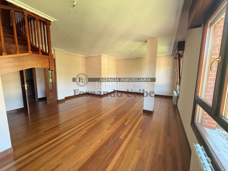 Foto cca373d6-6431-4c07-9478-14f038c6f1a3. Duplex avec chauffage parking dans Berriz