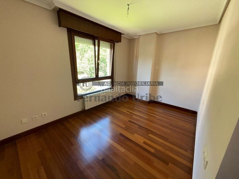 Foto d6768417-77e6-42e0-be7d-808b1b36e73a. Duplex avec chauffage parking dans Berriz