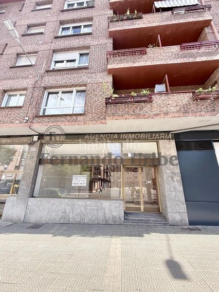 Foto 8fc8b183-43fc-46be-a623-9ff953b43e17. Lloguer local comercial a Durango