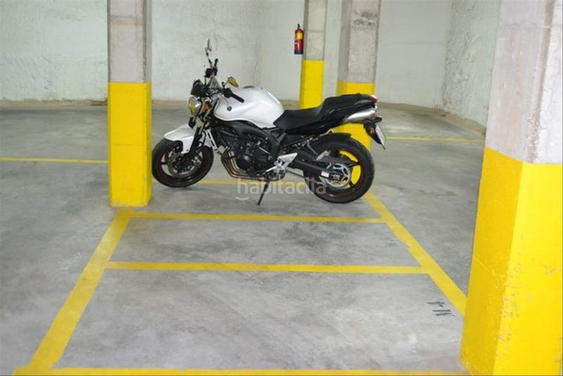 Foto ce18c3fc-7776-4e42-978f-6e902dae092a. Affitto posto moto in carrer de ponent 27 in Instituts Granollers