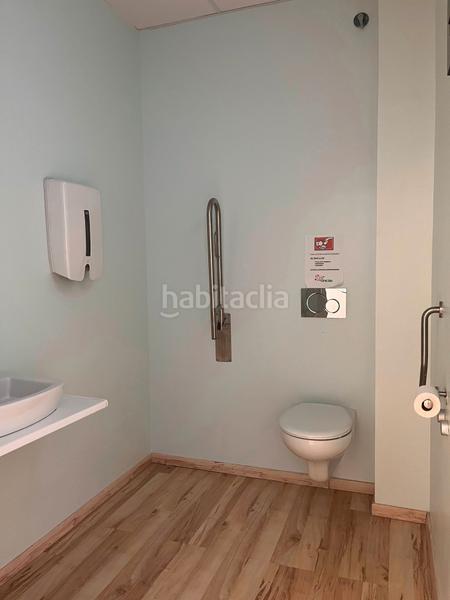 Foto 63b542b3-0412-49e9-8aeb-a9e5d9579b31. Lloguer local comercial a Centre Granollers