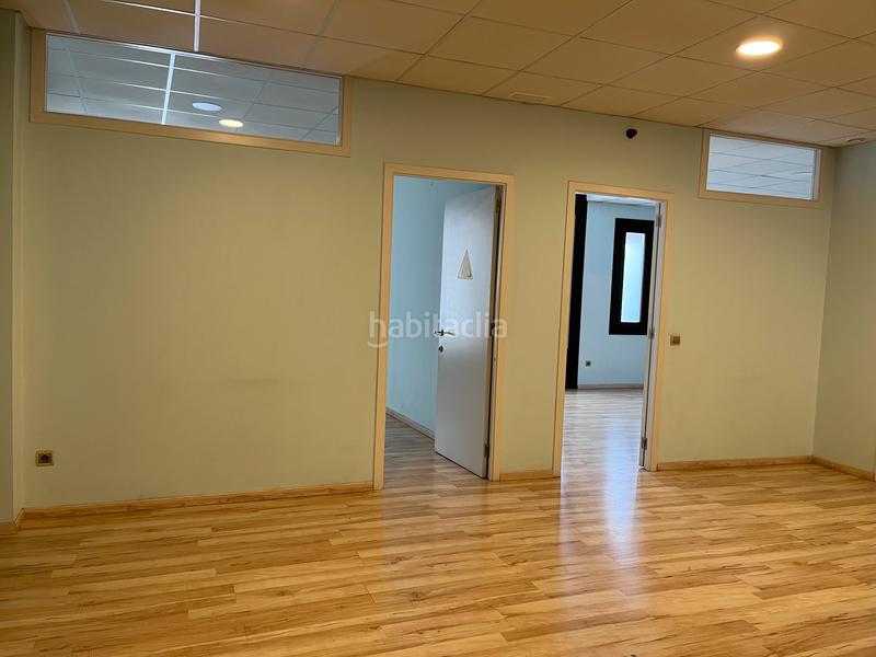 Foto e693dd51-8bd8-4f50-960f-146972739634. Lloguer local comercial a Centre Granollers