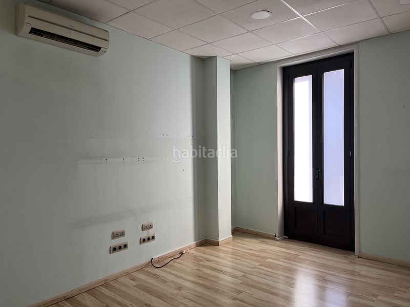 Foto 0c819bd3-0049-4813-a35a-ecad6088706d. Alquiler oficina  zona centro en Centre Granollers