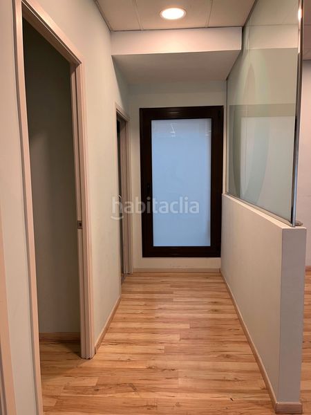 Foto b58e4ab2-f261-4c37-91c8-ab8bd0bbf906. Alquiler oficina  zona centro en Centre Granollers