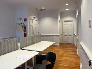 Affitto Ufficio in Plaça josep maluquer i salvador 3-4. Oficina zona centro