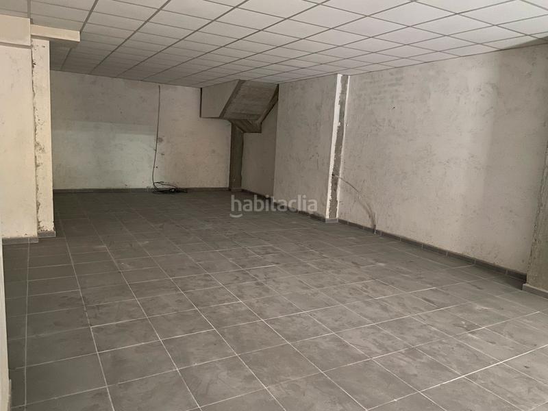 Foto ebb94b36-392c-469f-a950-670e29e57c27. Alquiler local comercial en Plaza España - Corte Inglés Vigo