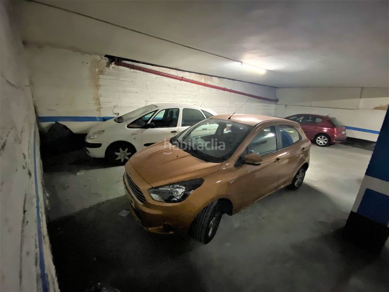 Foto efe70f52-0f42-48d3-b5d6-4daadee71896. Posto auto in Teis Vigo