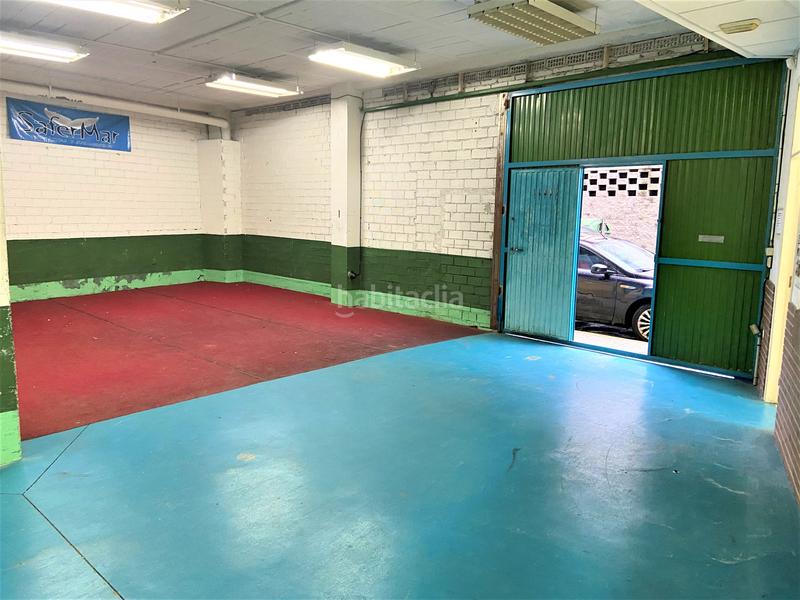 Foto b97f6493-a44e-4411-a261-f8056425f314. Rent business premise in Berbés - Peritos Vigo