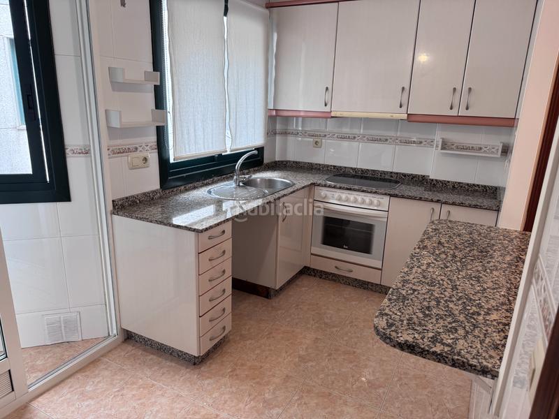 Foto 8a134ba3-2c21-42dd-b3f4-6ea72223d99a. Location attique avec chauffage parking dans As Travesas - Balaidos Vigo
