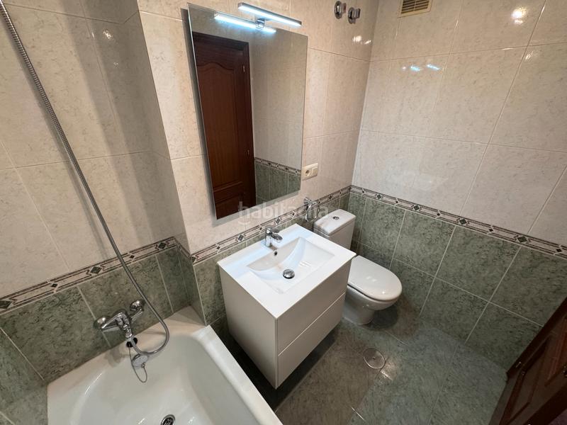 Foto c37ab8fd-3499-4f0e-88db-169c5377ccf6. Rent penthouse with heating parking in As Travesas - Balaidos Vigo