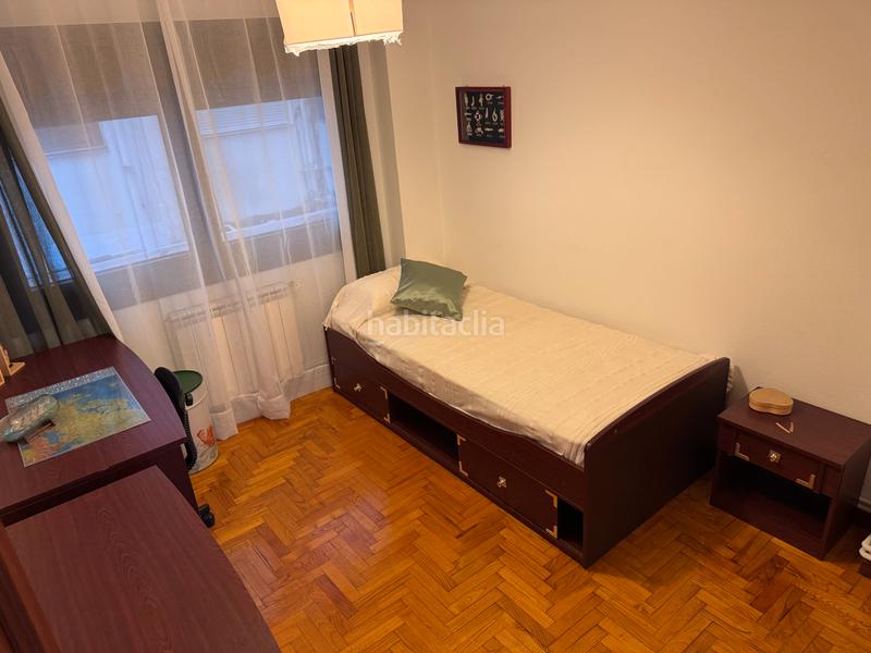 Foto 8235a6ef-1ddb-4087-bbd5-87971c01fee1. Miete etagenwohnung mit heizung parking in Centro - Areal Vigo