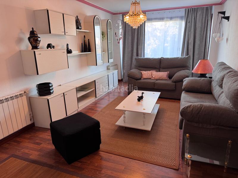 Foto 67ecf137-64e1-4691-ace6-2d2b605a2cf7. Rent flat with heating parking in Centro - Areal Vigo