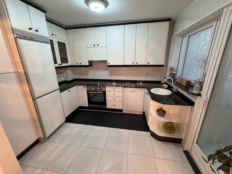 Foto 9cf97986-5226-43a0-8627-656f199db0a8. Rent flat with heating parking in Centro - Areal Vigo