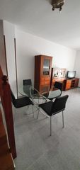 Semi detached house in Avenida la caleta 17. Adosado en tajao