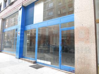 Alquiler Local Comercial  Avenida de pumarín. Local con gran escaparate