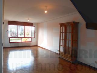 Dúplex  Calle fuente de la plata. Duplex de cuatro habitaciones, garaje y trastero