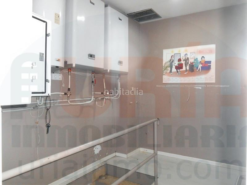 Foto b7db8ef1-65a9-427e-a257-223075c70732. Alquiler local comercial alquiler de local en el centro en Oviedo