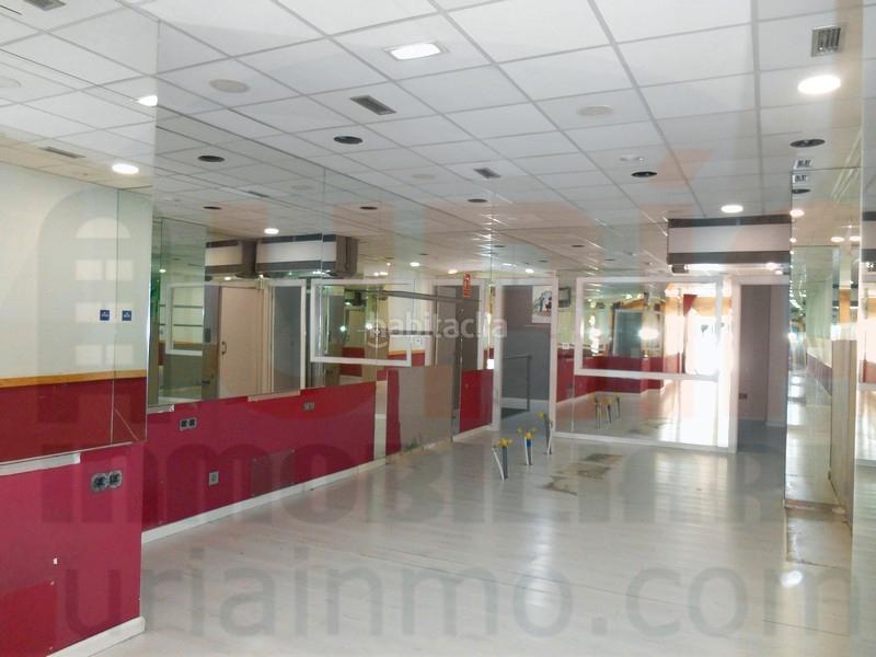 Foto 4788c3d2-1e50-4154-9d66-68320cefcbba. Lloguer local comercial a Parque San Francisco - Uría Oviedo