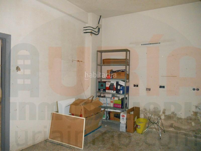 Foto b7eafbc9-041e-440a-969d-3842ff72c1d7. Rent business premise in Parque San Francisco - Uría Oviedo