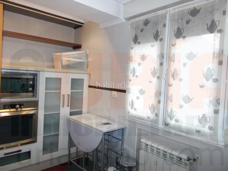 Foto 0a9e248d-cc0b-44e8-bd78-bde59f7cf090. Appartamento con riscaldamento in Salesas - Foncalada - Campoamor Oviedo