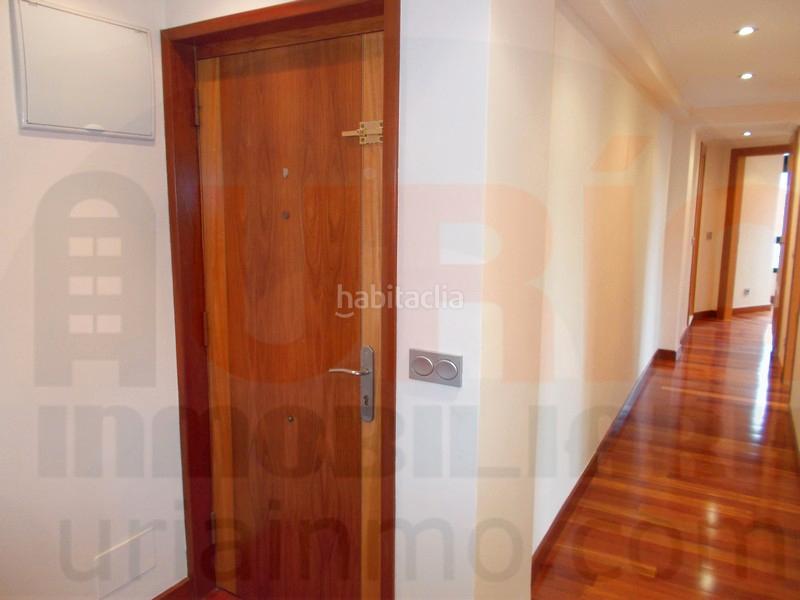 Foto c63ef0a1-1e50-44a8-ad5c-190f8027c515. Appartamento con riscaldamento in Salesas - Foncalada - Campoamor Oviedo