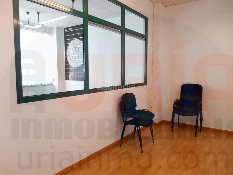 Foto 63e3dbc8-d75f-423a-ae32-f530058ece5e. Alquiler local comercial local muy amplio en la zona de Vallobín en Oviedo