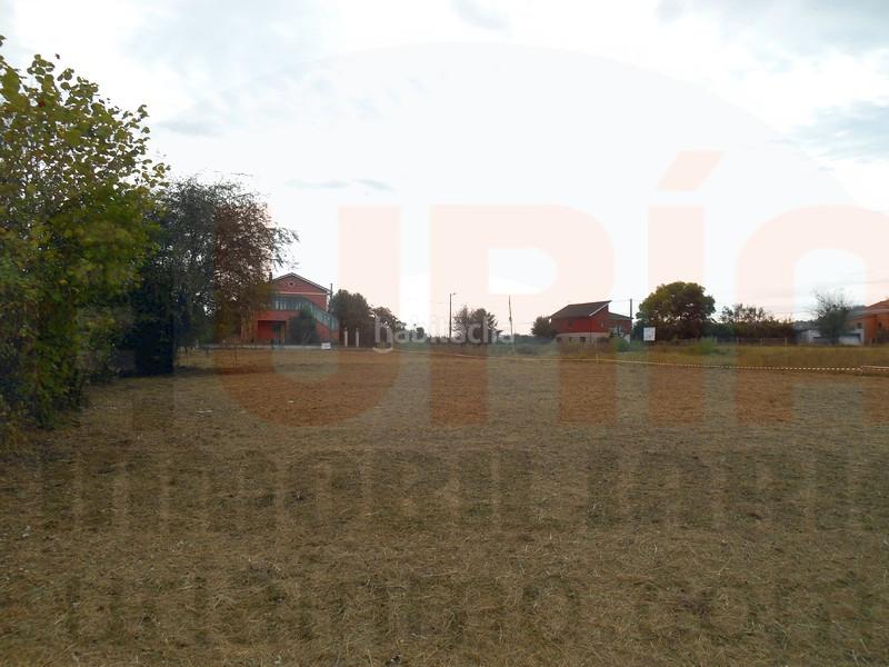 Foto 60d9a889-572b-49e1-91e9-de4ef7e59a48. Residential plot in n/a in Viella-Granda-Meres Siero